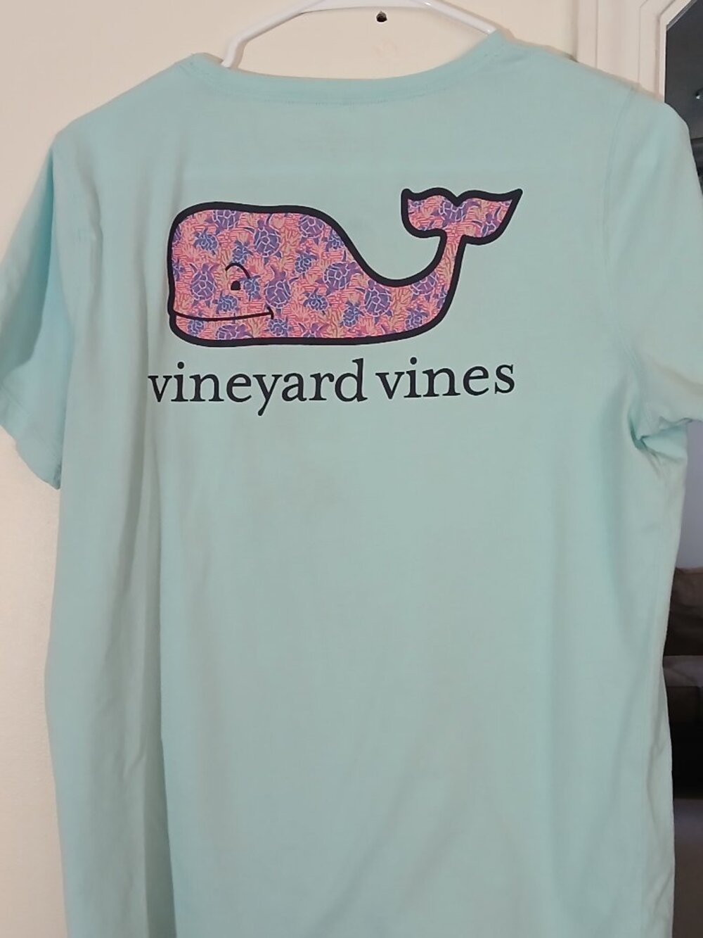 Vineyard Vines tee- ladies size Large - Picture 3 of 5